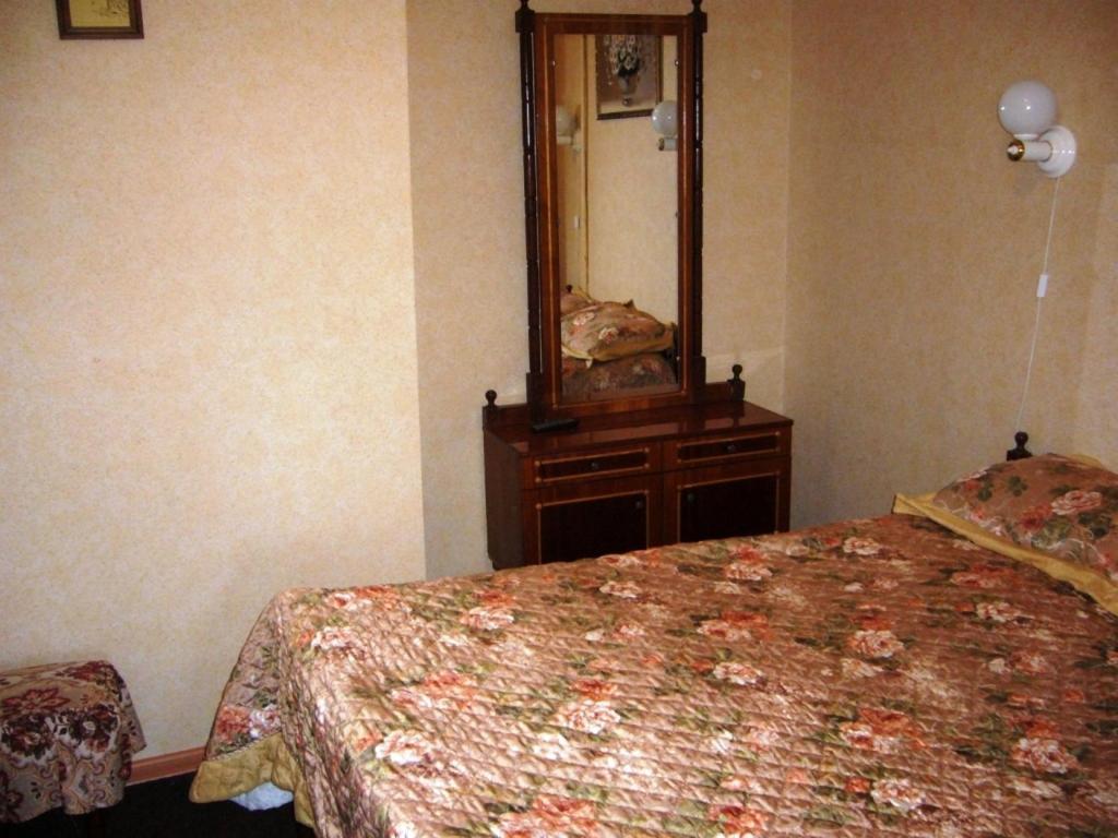 Hotel Profspilkovyi ลุตสกาย ภายนอก รูปภาพ