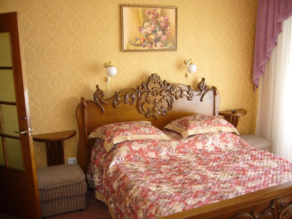 Hotel Profspilkovyi ลุตสกาย ภายนอก รูปภาพ