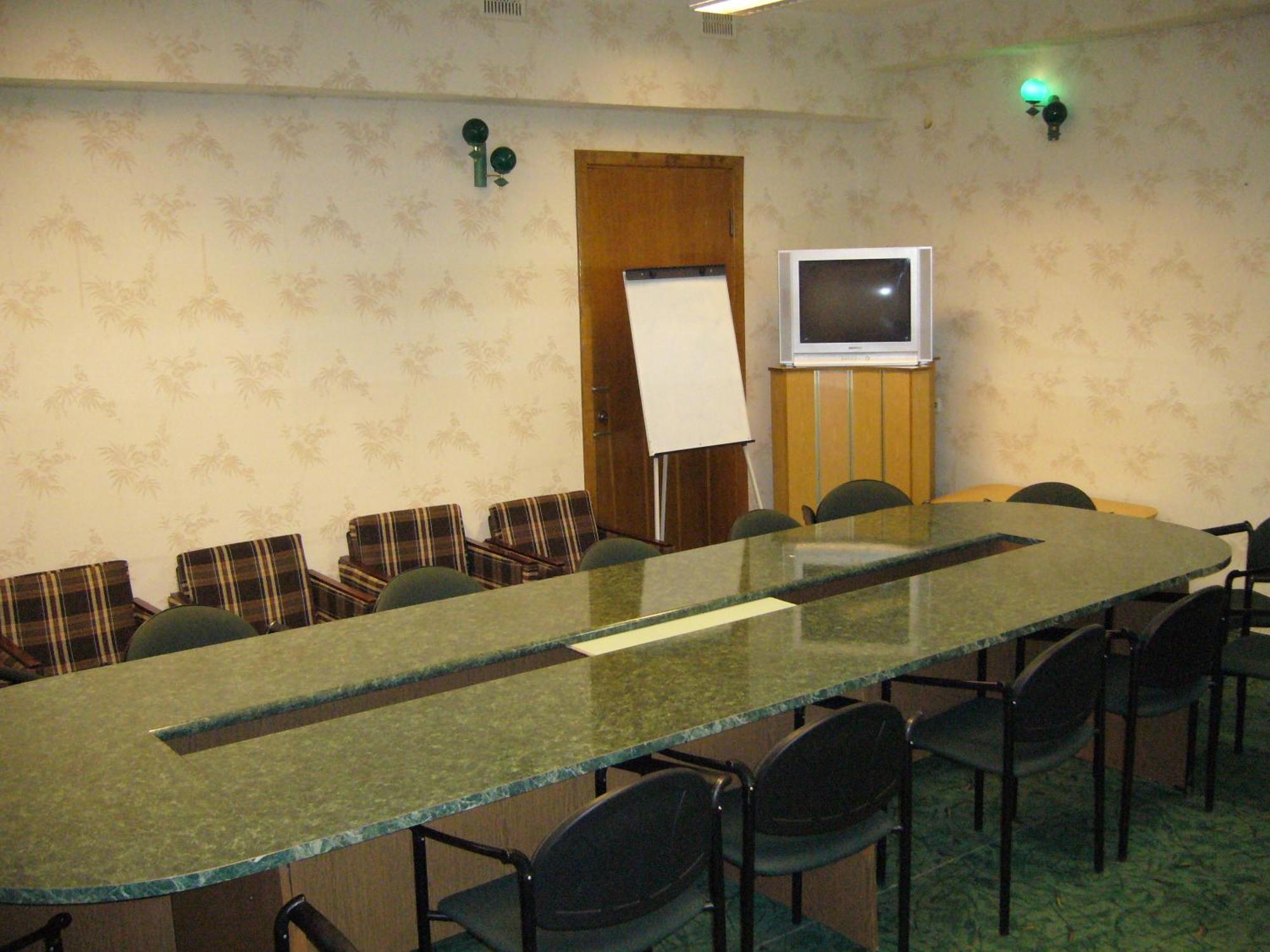 Hotel Profspilkovyi ลุตสกาย ภายนอก รูปภาพ